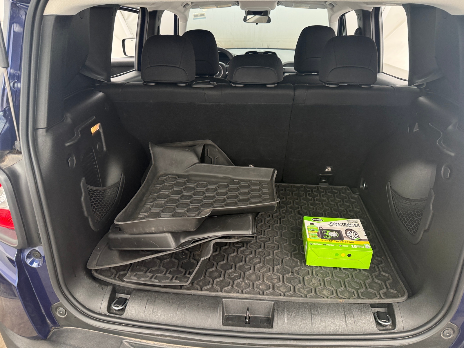 Thumbnail: 2019 Jeep Renegade - 7