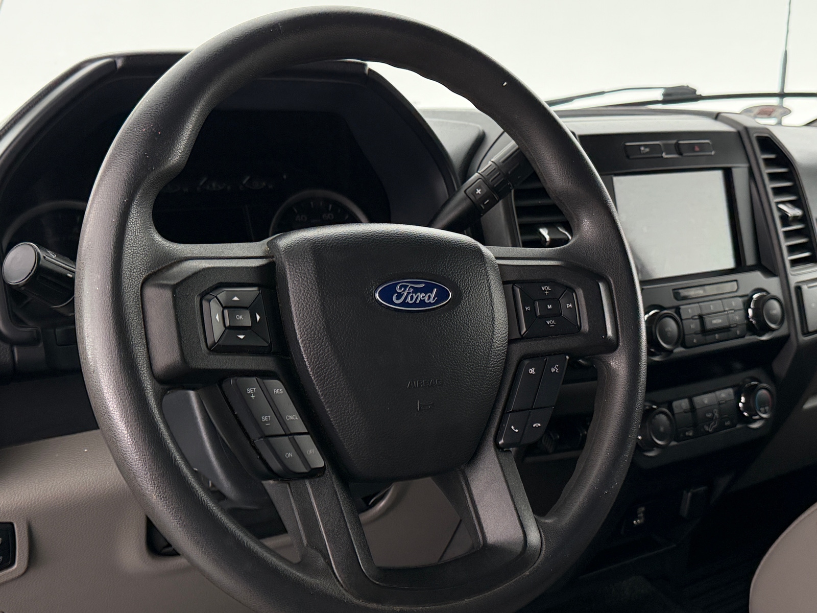 Thumbnail: 2022 Ford Econoline - 5