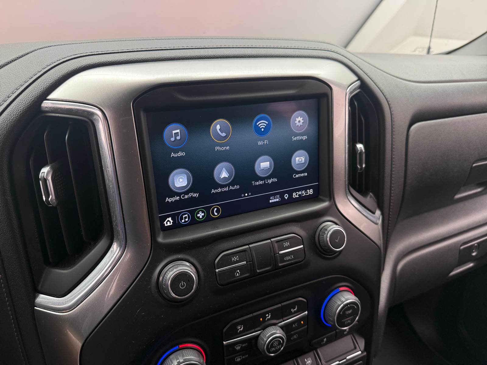 Thumbnail: 2021 Chevrolet Silverado 1500 - 4
