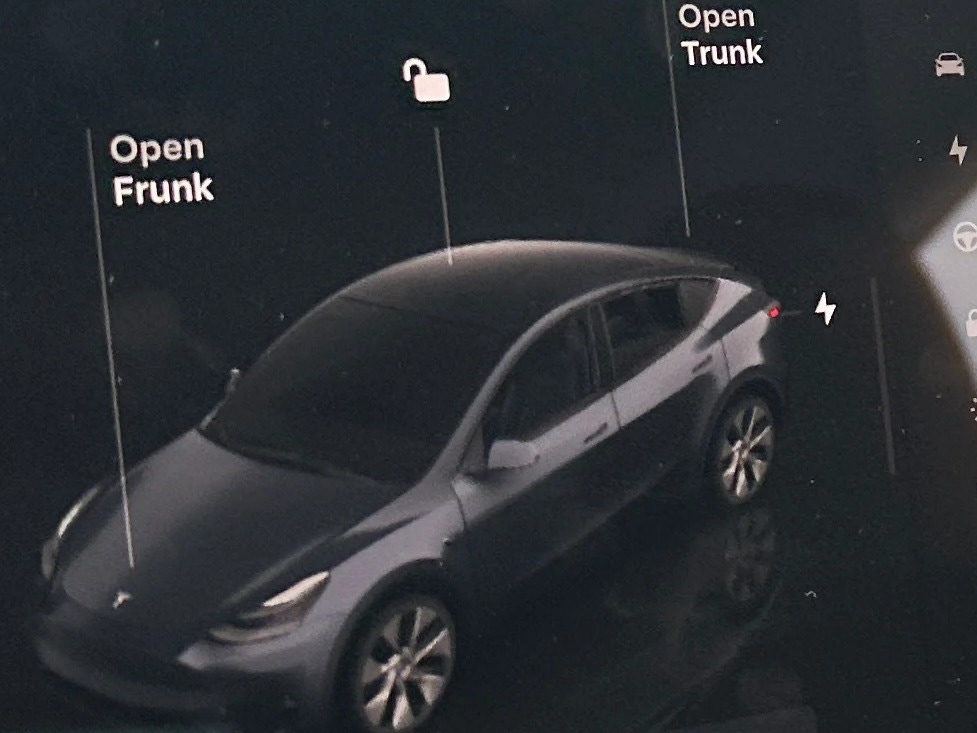 Thumbnail: 2023 Tesla Model Y - 3