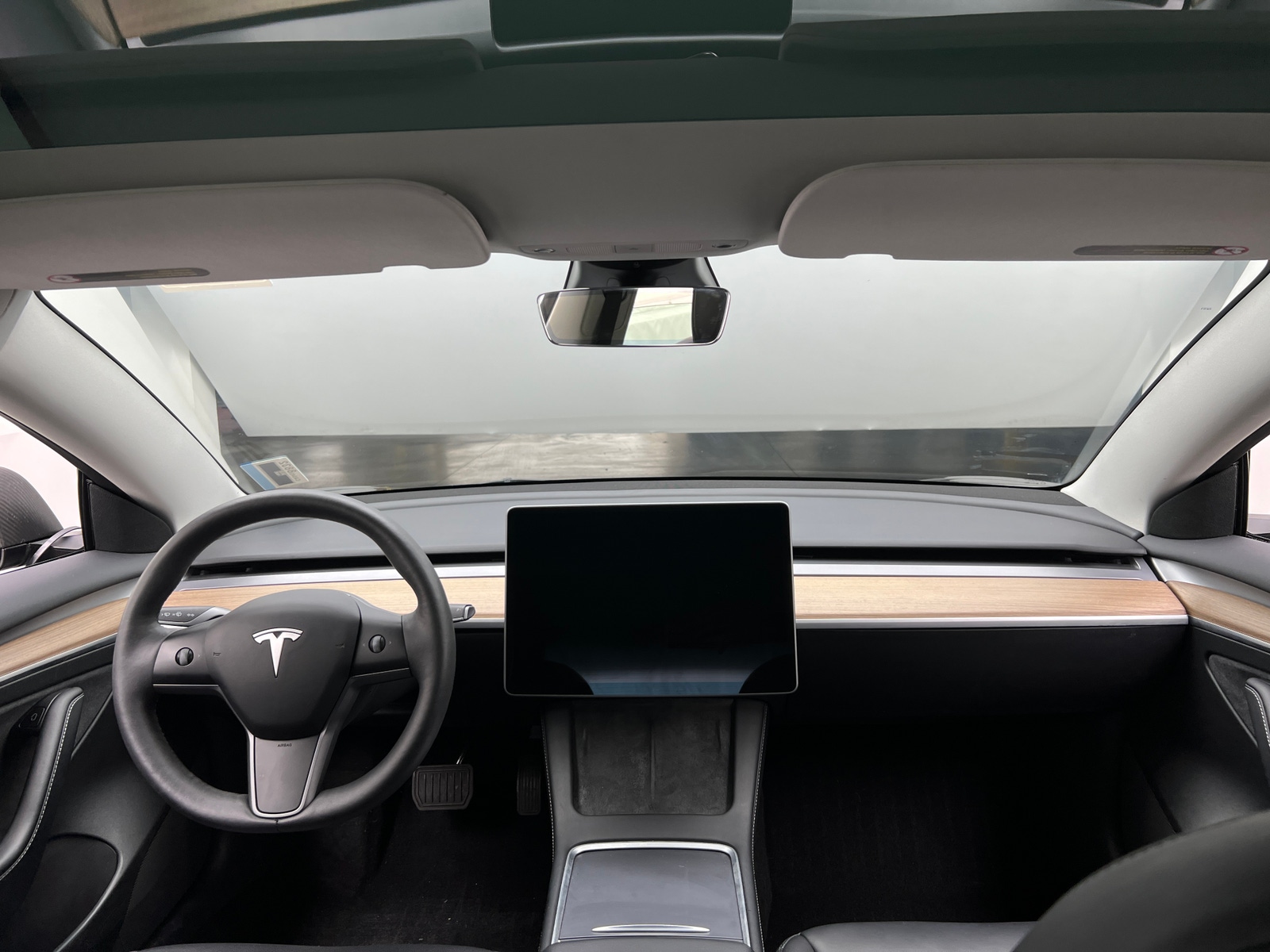 Thumbnail: 2023 Tesla Model 3 - 2