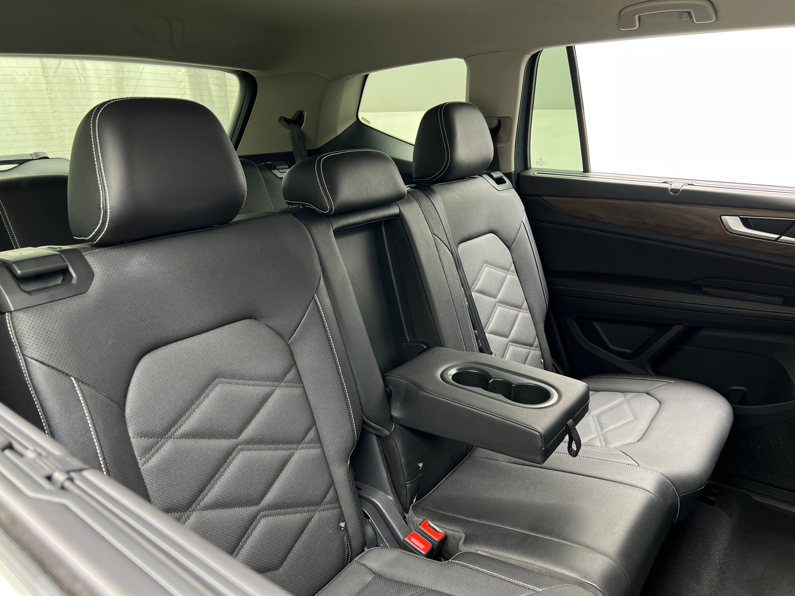 Thumbnail: 2026 Volkswagen Atlas - 6