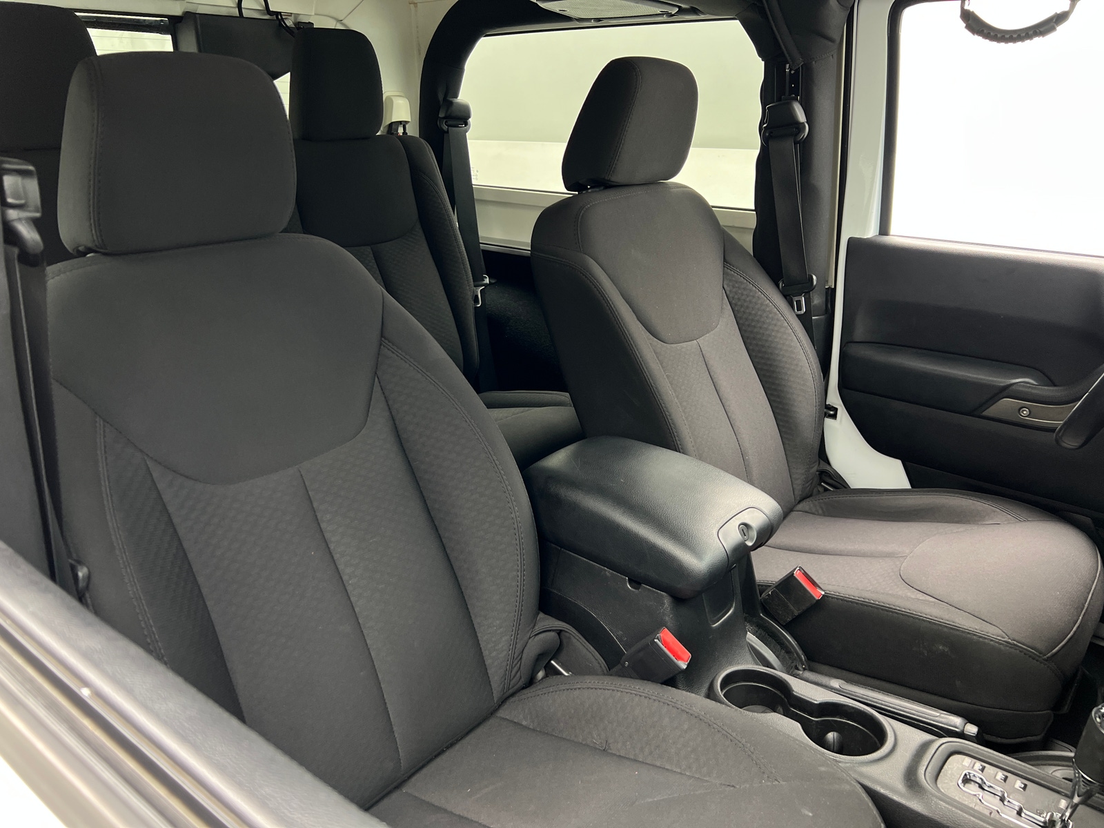 Thumbnail: 2015 Jeep Wrangler - 2