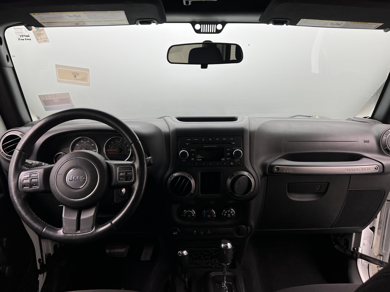 Thumbnail: 2015 Jeep Wrangler - 3
