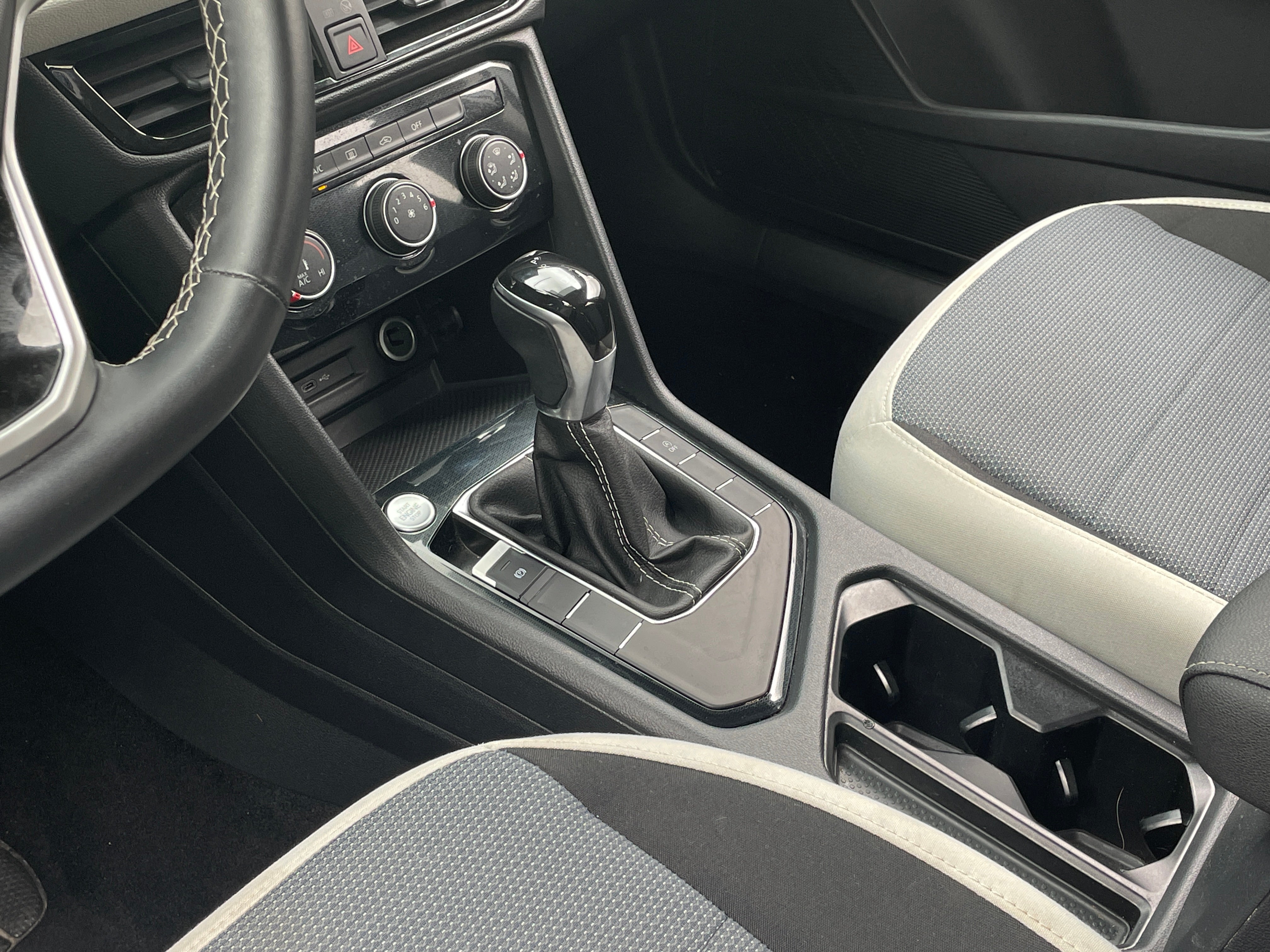 2025 Volkswagen Taos
