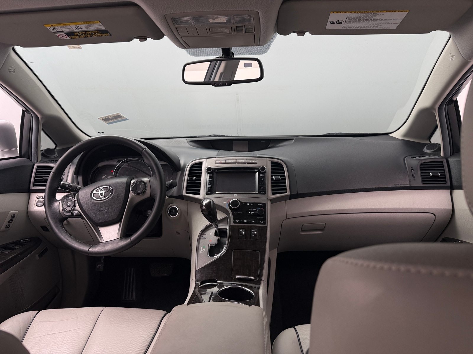 Thumbnail: 2014 Toyota Venza - 3