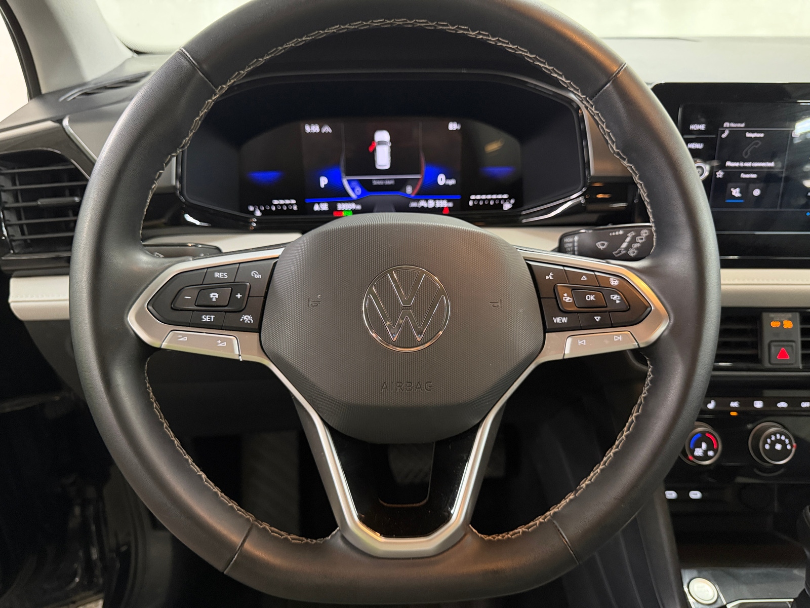 Thumbnail: 2025 Volkswagen Taos - 5