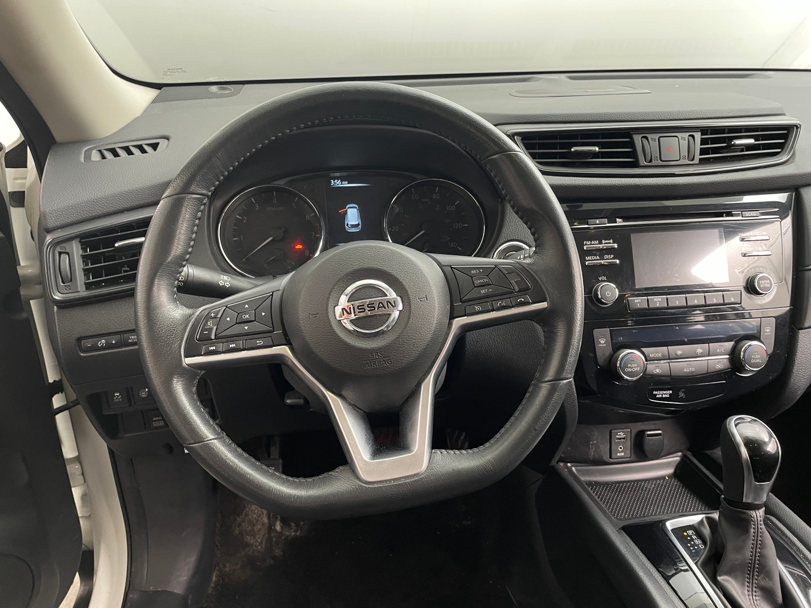 Thumbnail: 2017 Nissan Rogue - 5