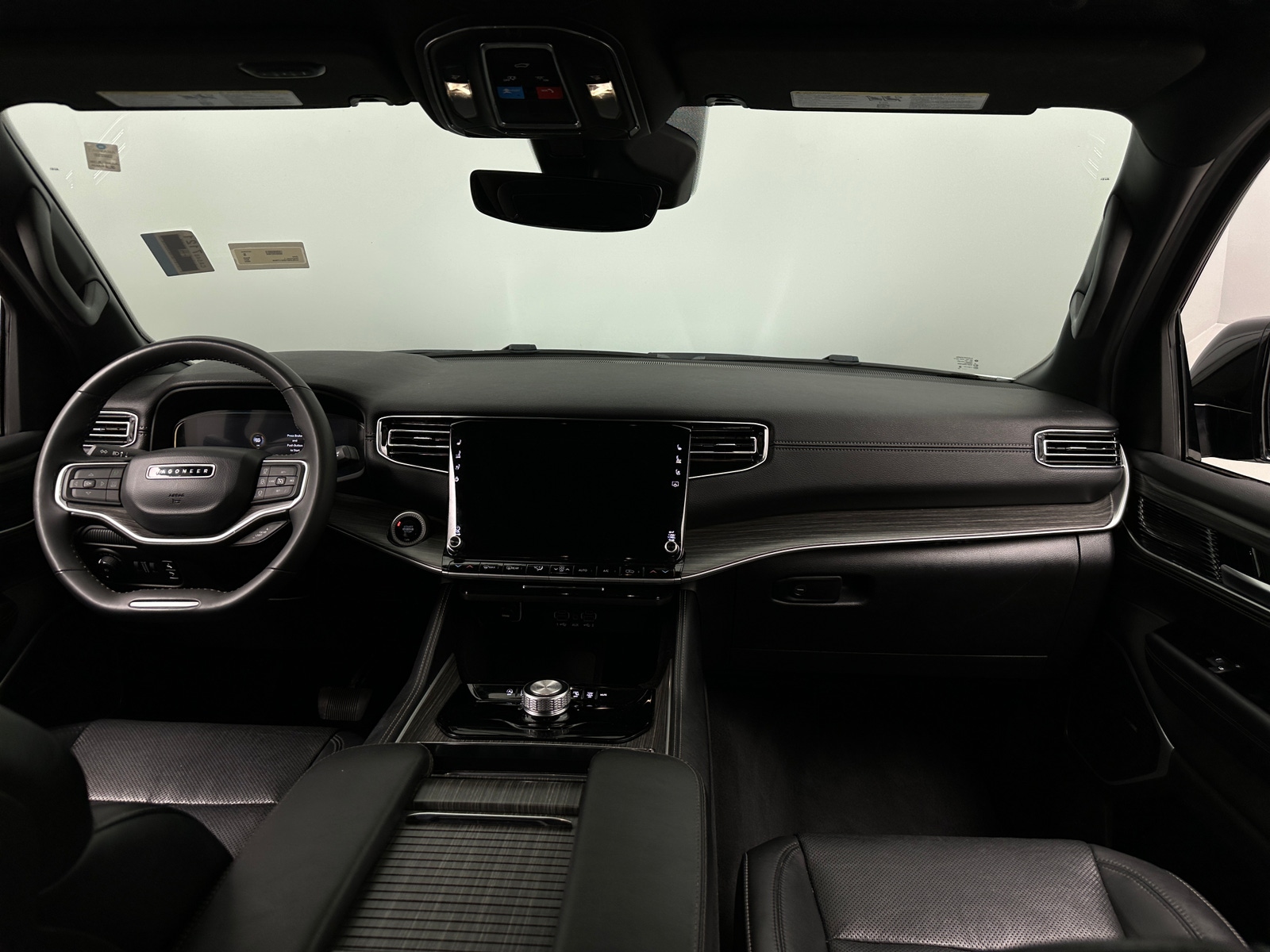 Thumbnail: 2024 Jeep Wagoneer - 2