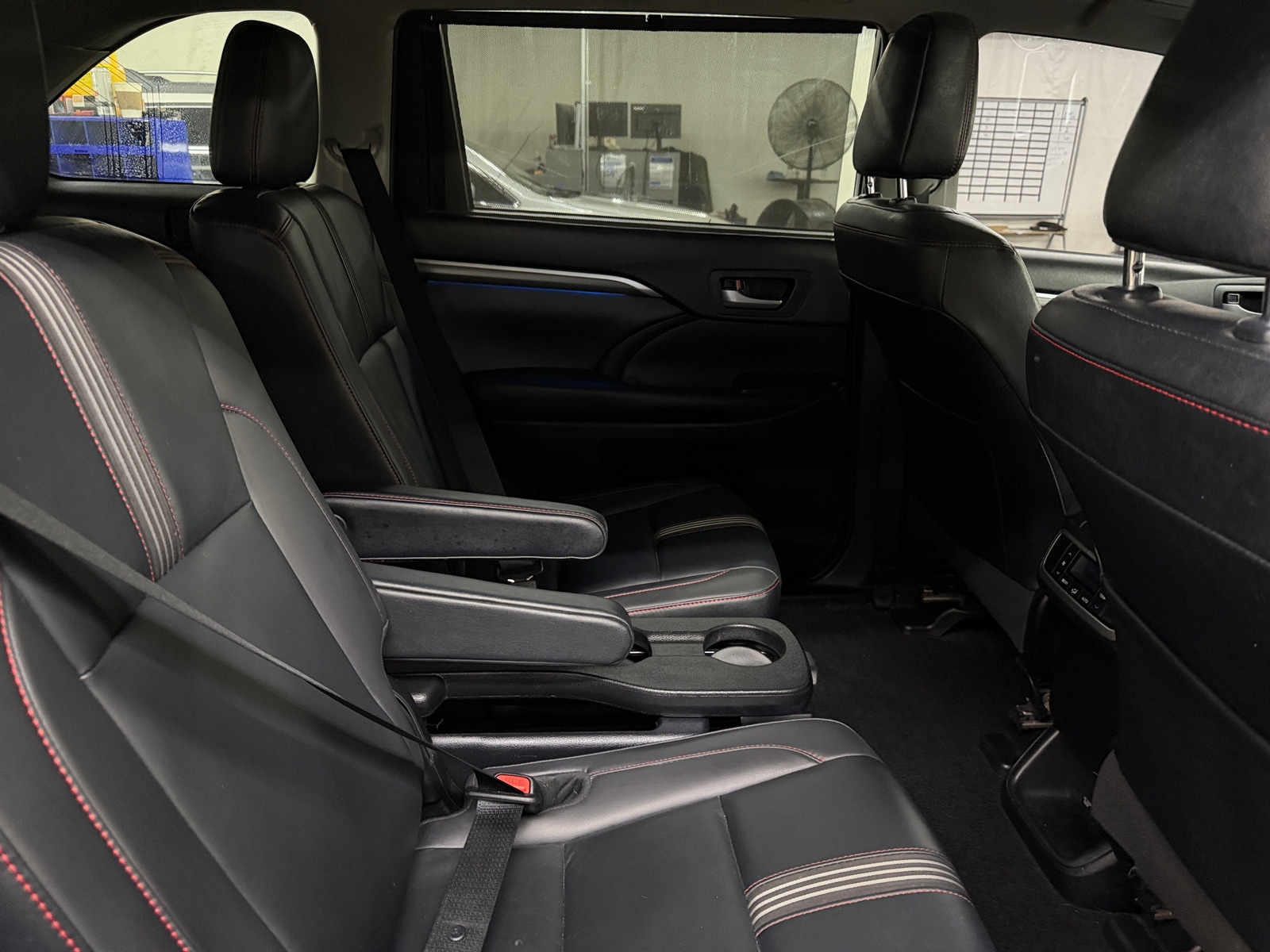 Thumbnail: 2019 Toyota Highlander - 5