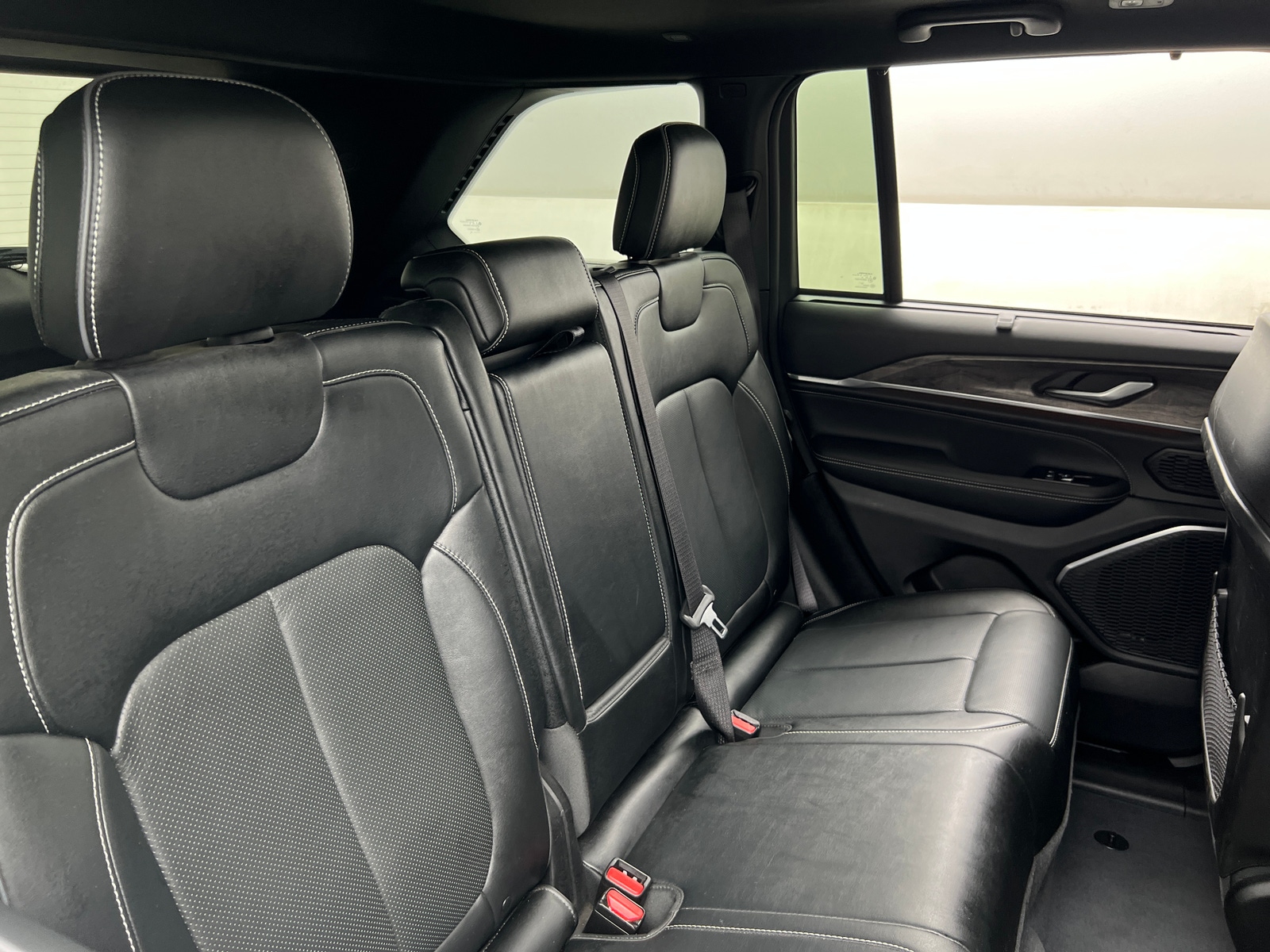 Thumbnail: 2023 Jeep Grand Cherokee - 5