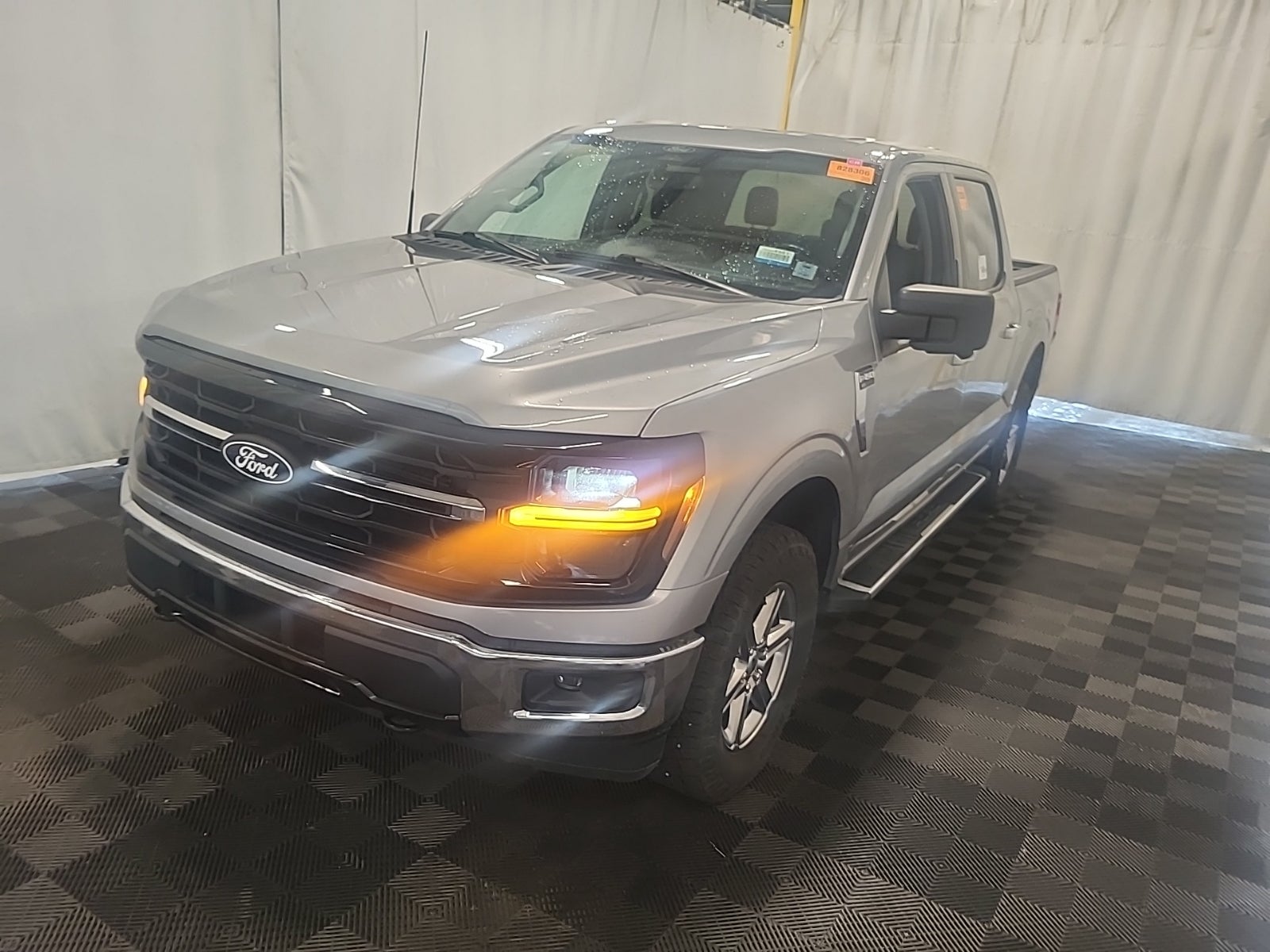 2024 Ford F-150 XLT 4WD Supercrew 5.5' Box