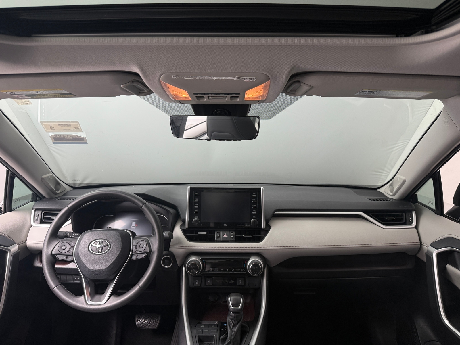 Thumbnail: 2020 Toyota RAV4 - 2