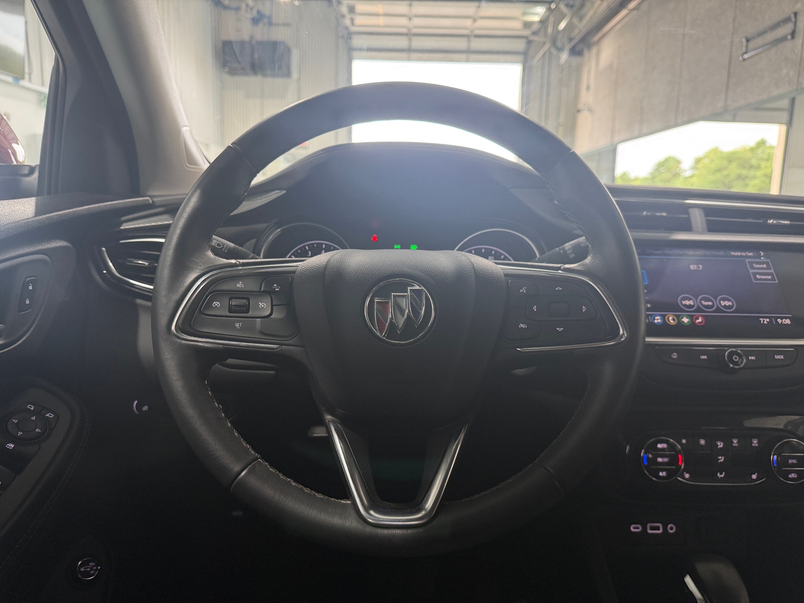 Thumbnail: 2023 Buick Encore GX - 4