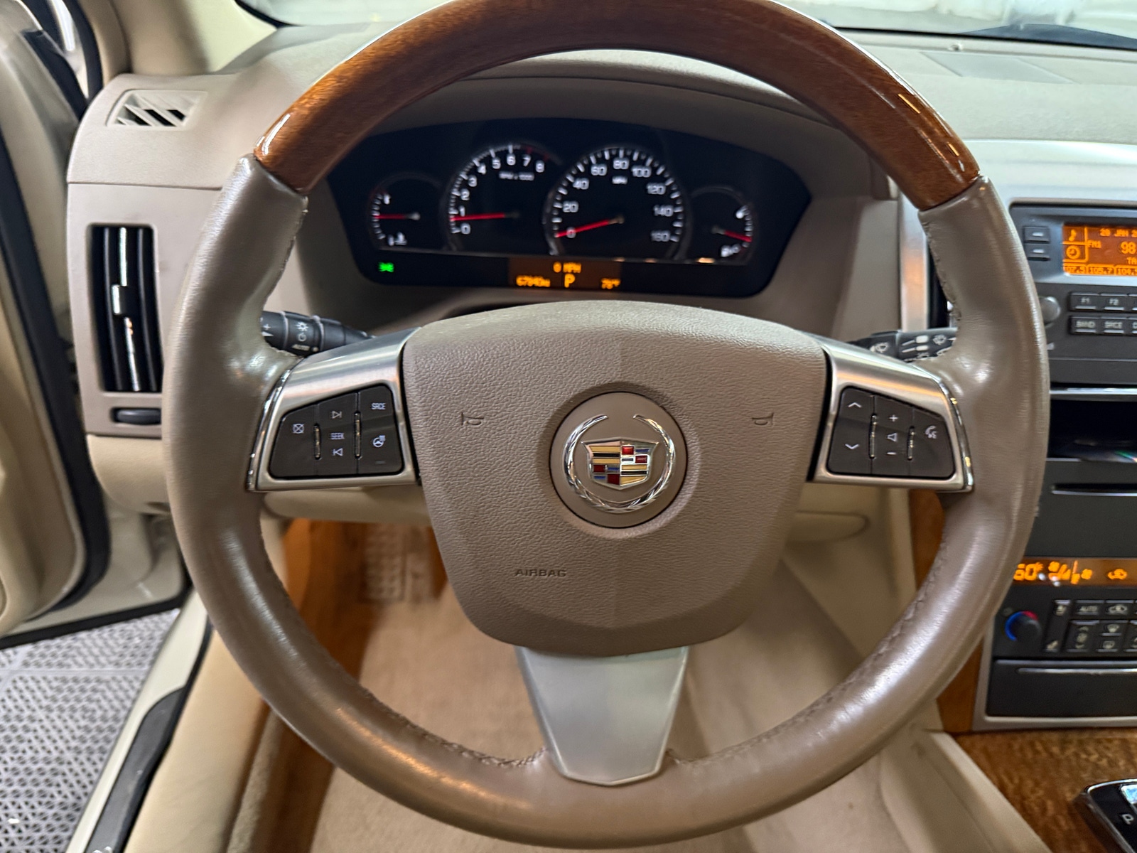 Thumbnail: 2011 Cadillac STS - 4