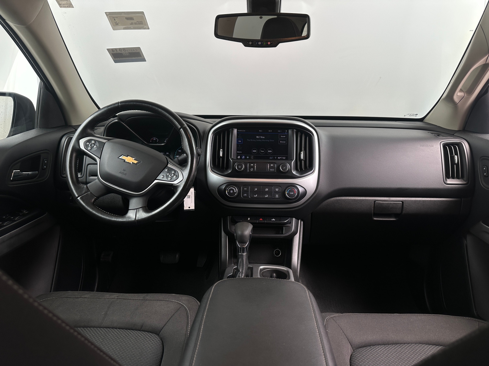 Thumbnail: 2022 Chevrolet Colorado - 3