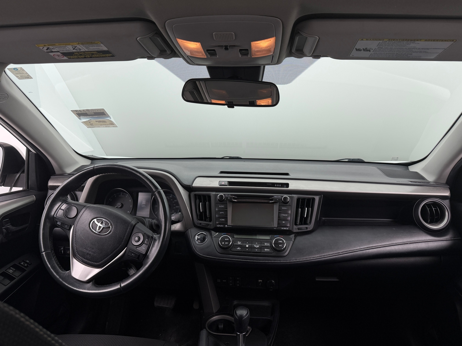 Thumbnail: 2018 Toyota RAV4 - 3
