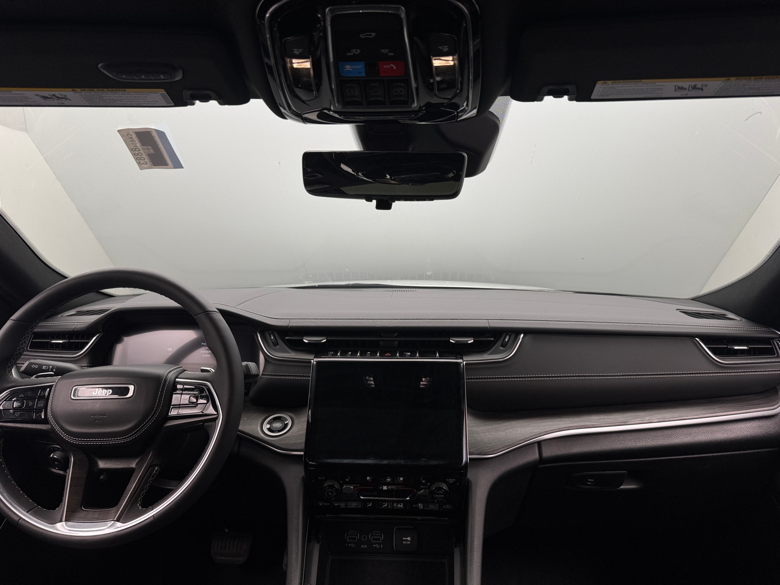 Thumbnail: 2023 Jeep Grand Cherokee L - 2