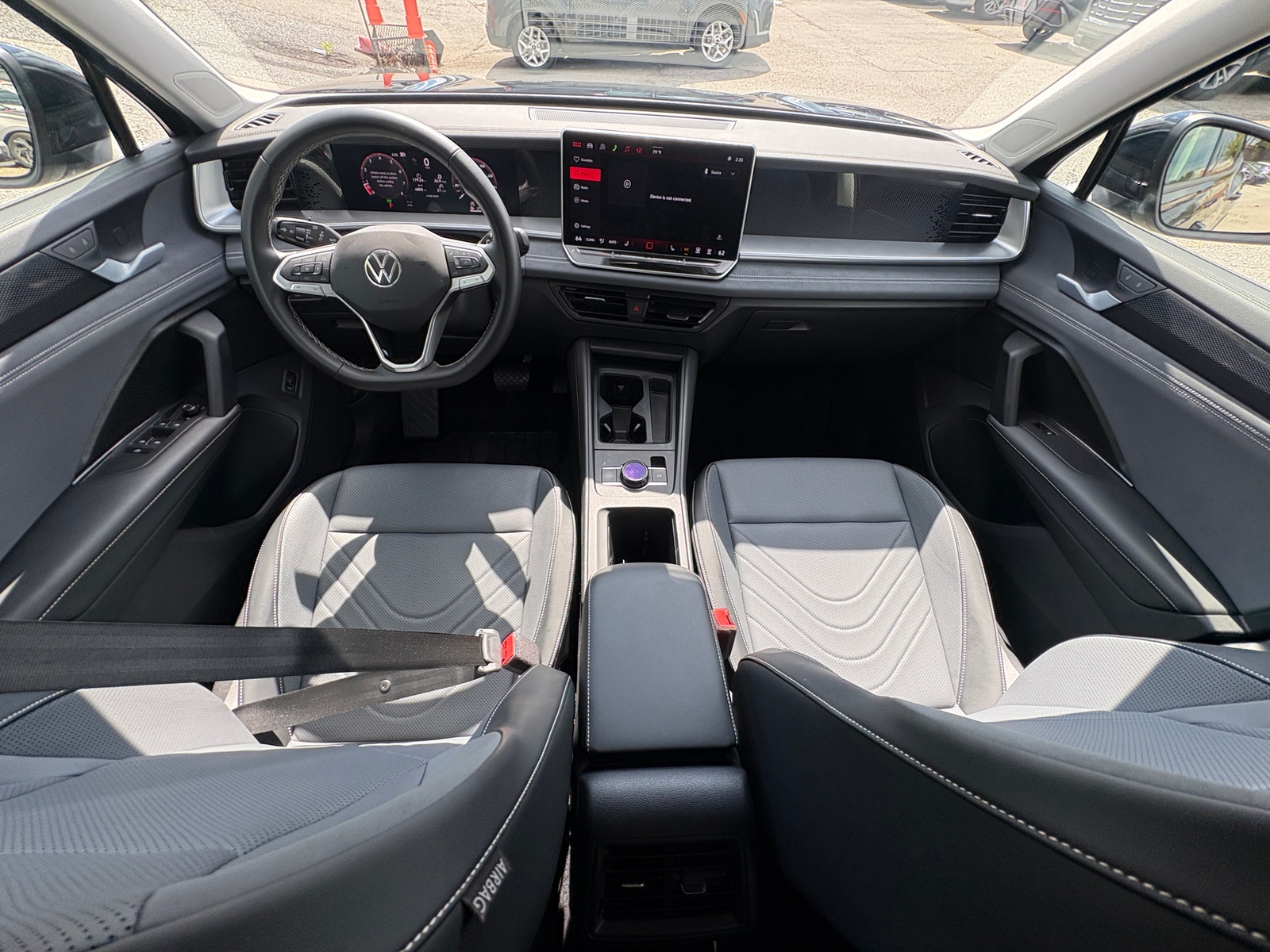 Thumbnail: 2026 Volkswagen Tiguan - 3