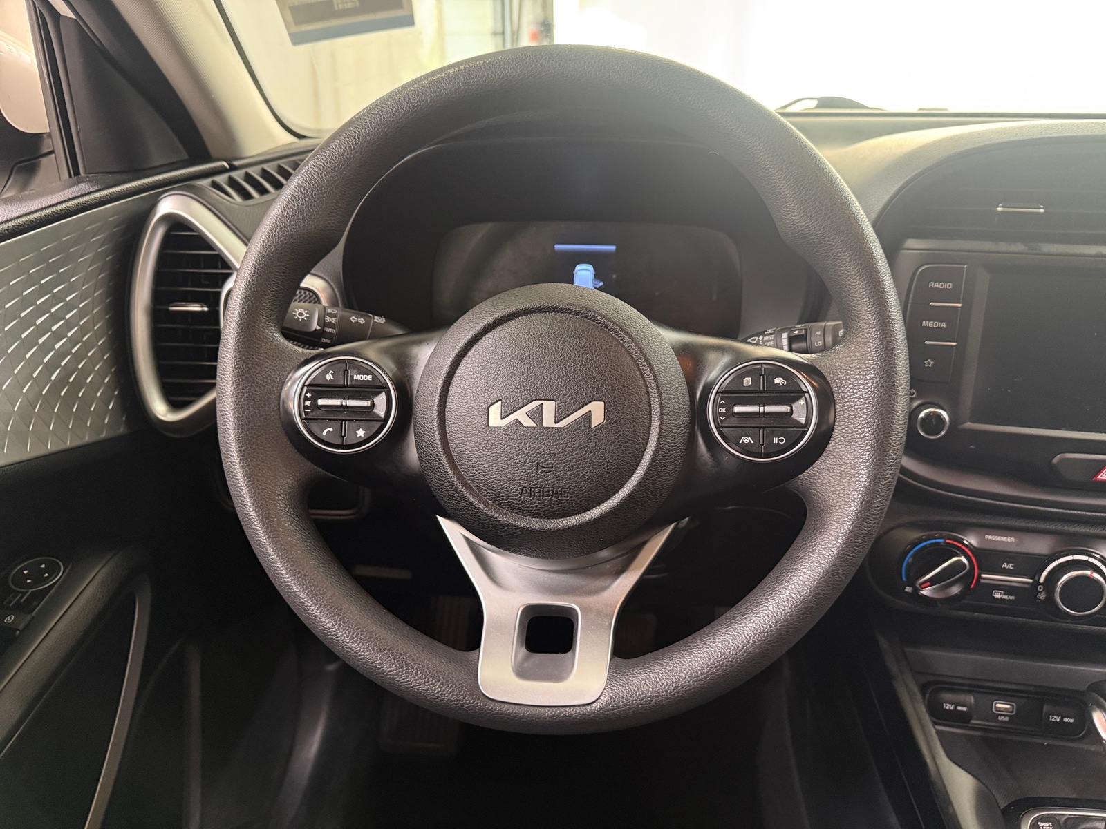Thumbnail: 2024 Kia Soul - 5