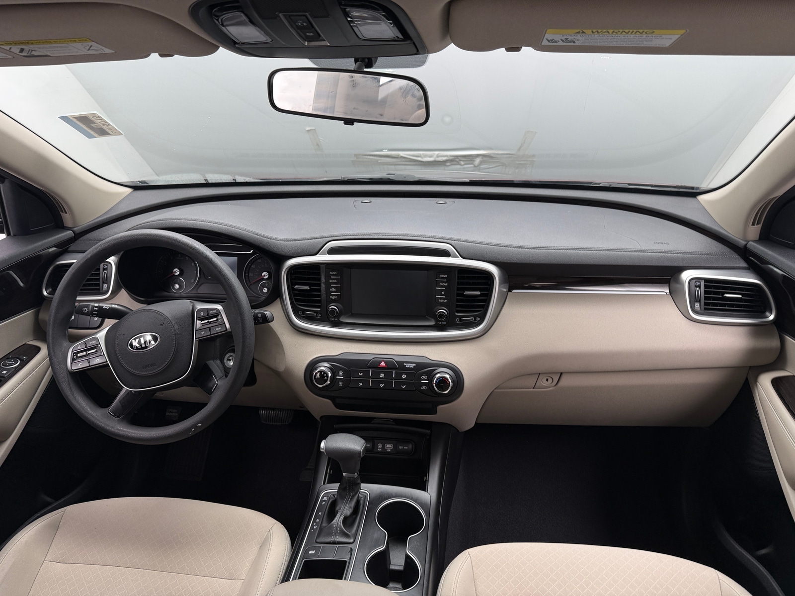 Thumbnail: 2019 Kia Sorento - 3