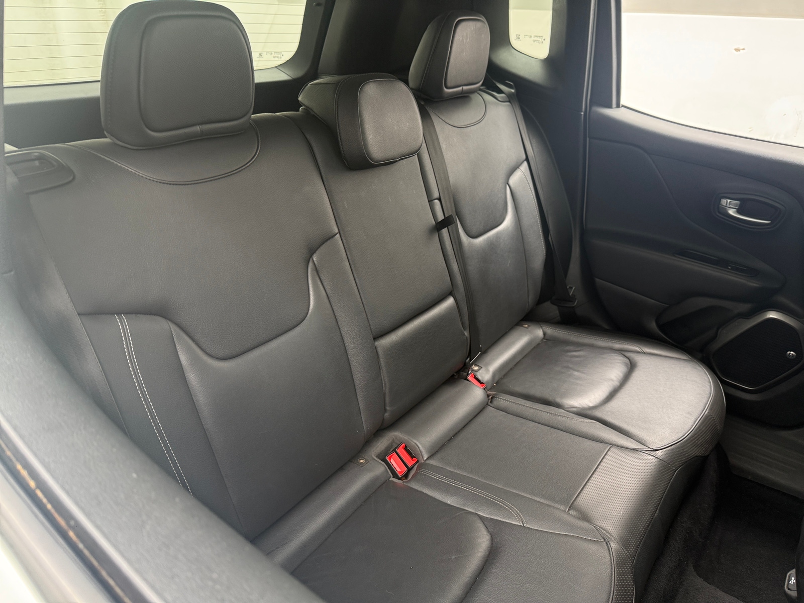 Thumbnail: 2018 Jeep Renegade - 5