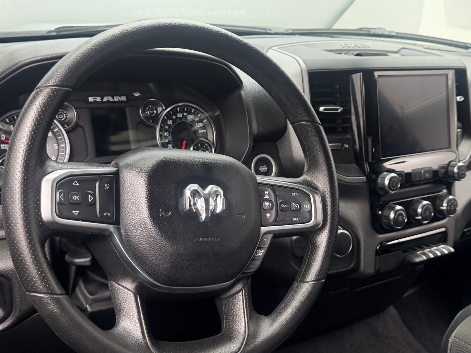 Thumbnail: 2025 RAM 1500 - 5