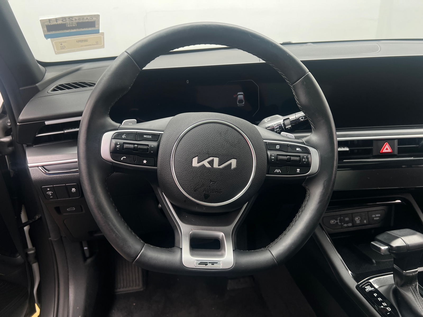 Thumbnail: 2025 Kia K5 - 4