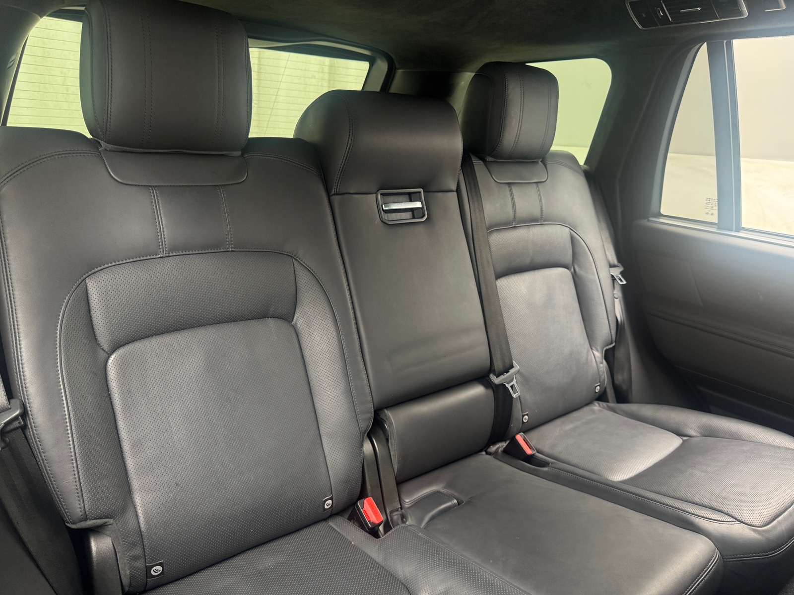 Thumbnail: 2020 Land Rover Range Rover - 5