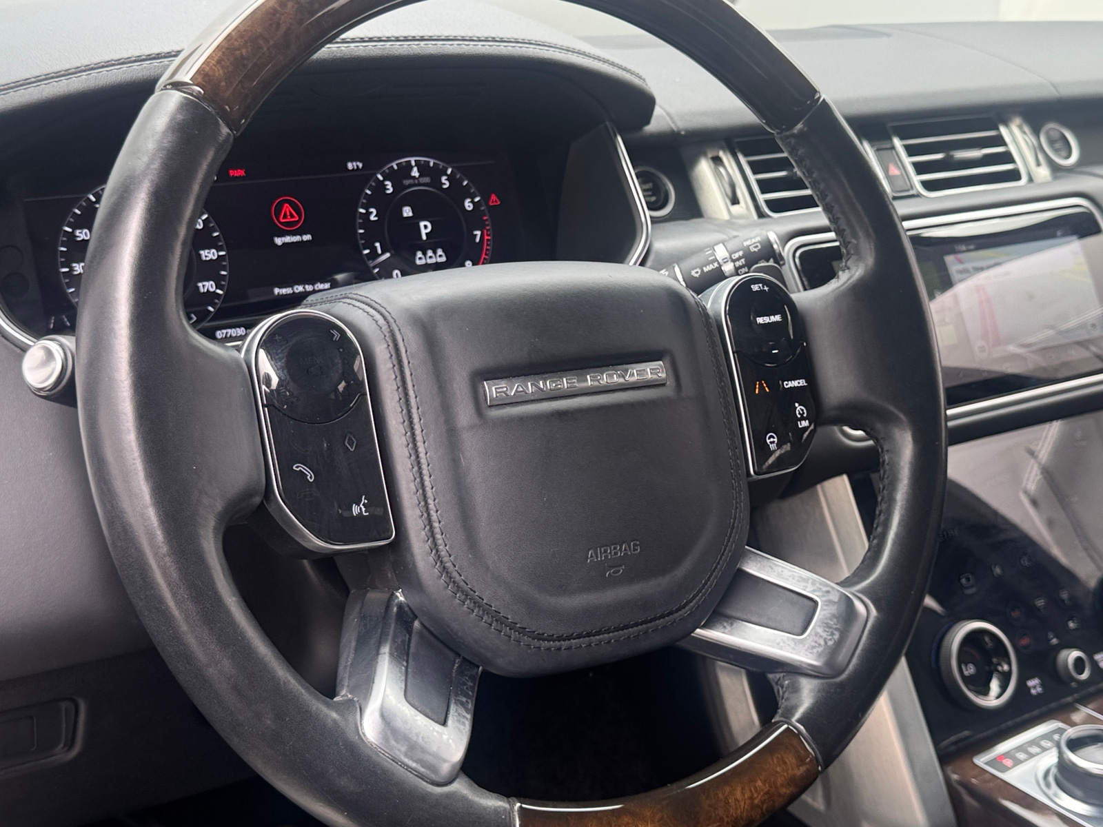 Thumbnail: 2020 Land Rover Range Rover - 4