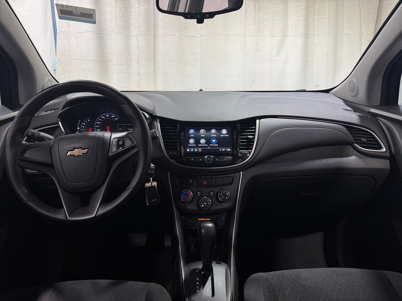Thumbnail: 2018 Chevrolet Trax - 3