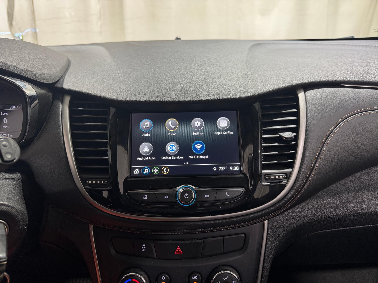 Thumbnail: 2018 Chevrolet Trax - 4