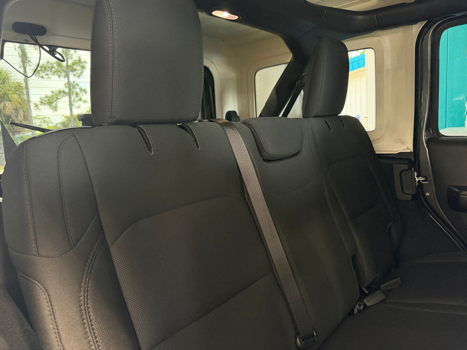 Thumbnail: 2018 Jeep Wrangler - 6