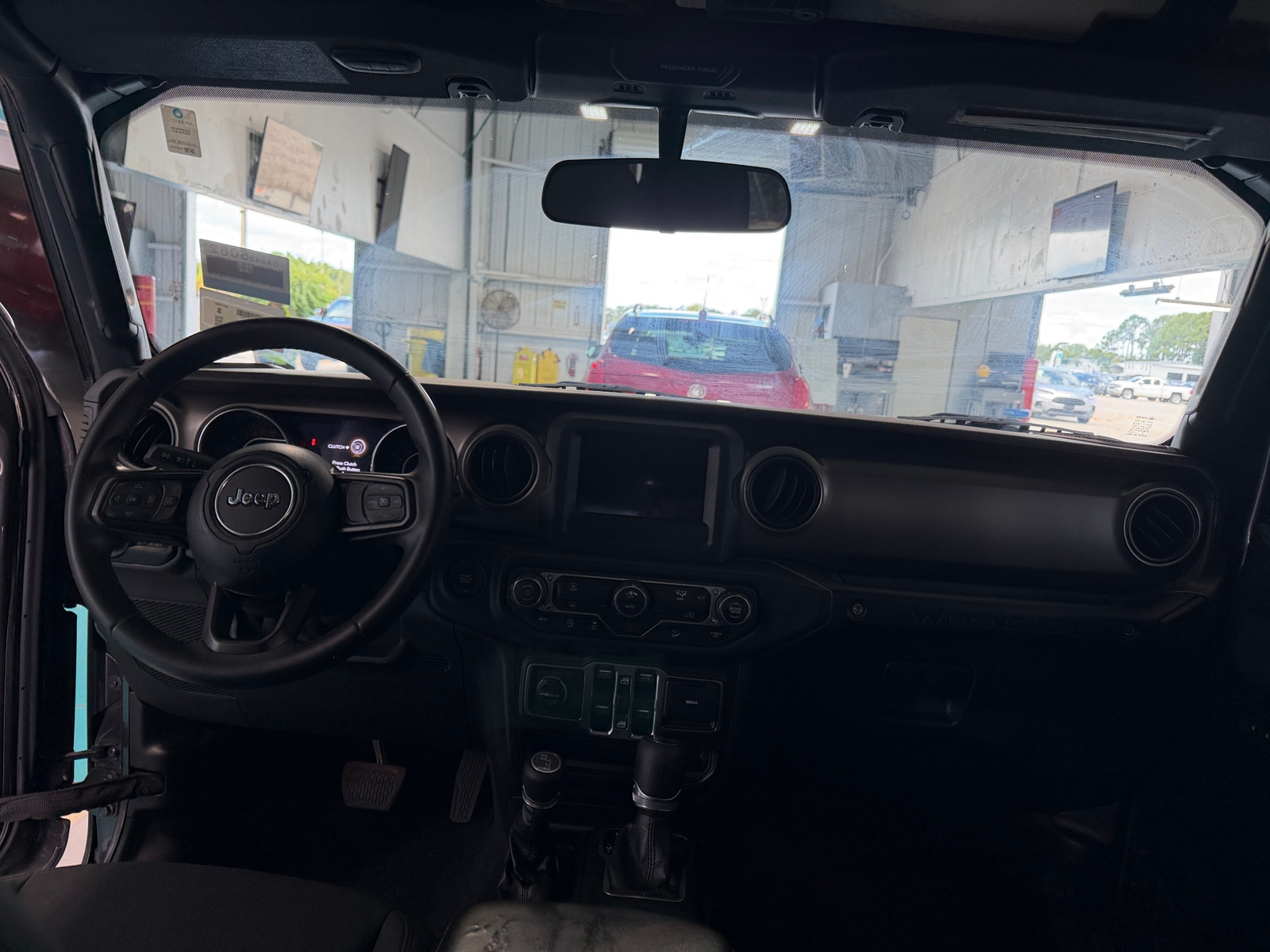 Thumbnail: 2018 Jeep Wrangler - 3