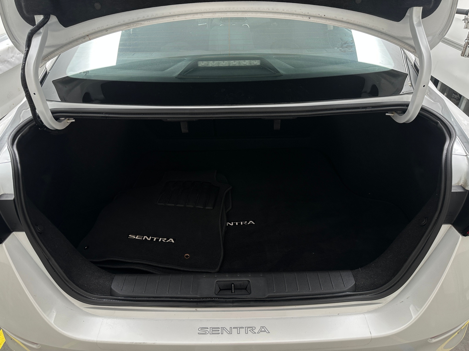 Thumbnail: 2025 Nissan Sentra - 7