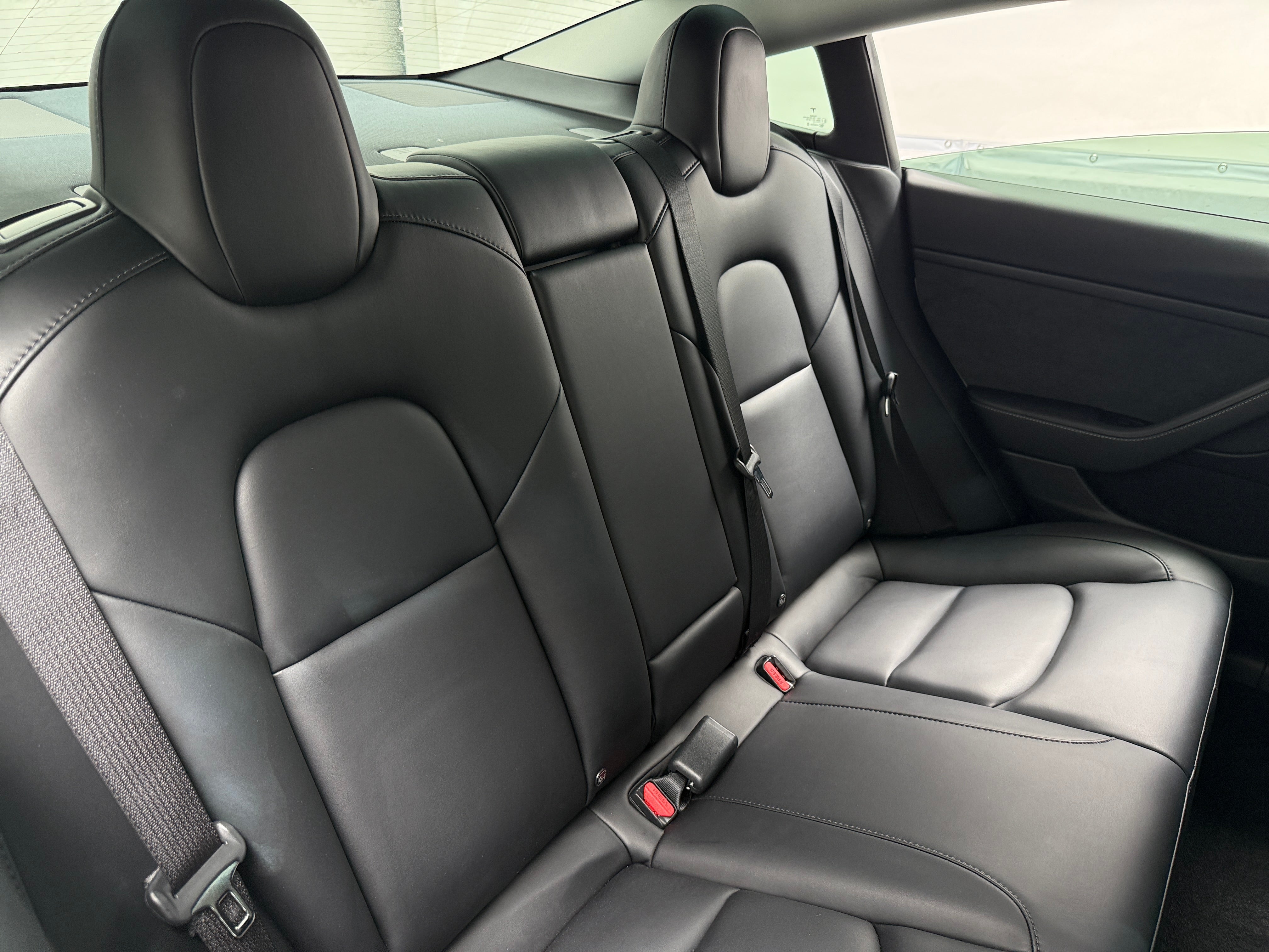 Used 2021 Tesla Model 3 Base with VIN 5YJ3E1EBXMF984246 for sale in Oak Creek, WI