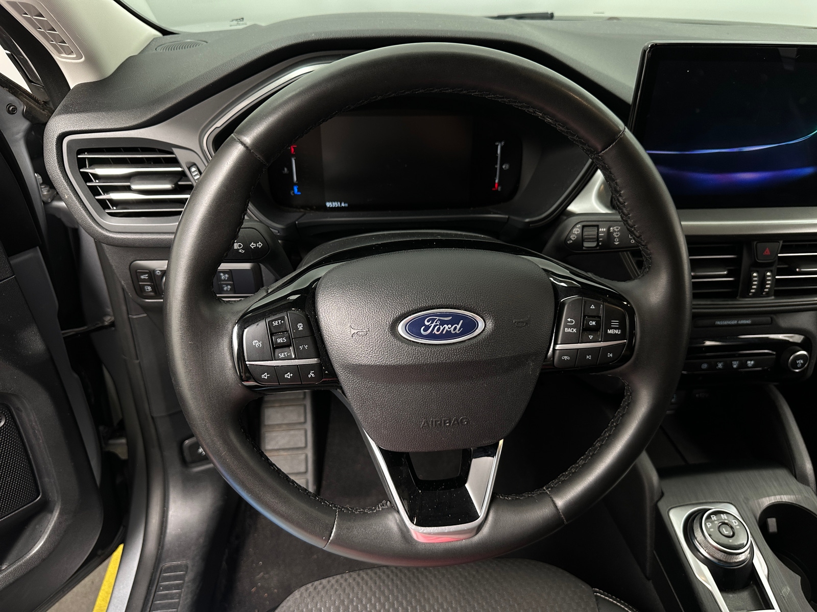 Thumbnail: 2023 Ford Escape - 5