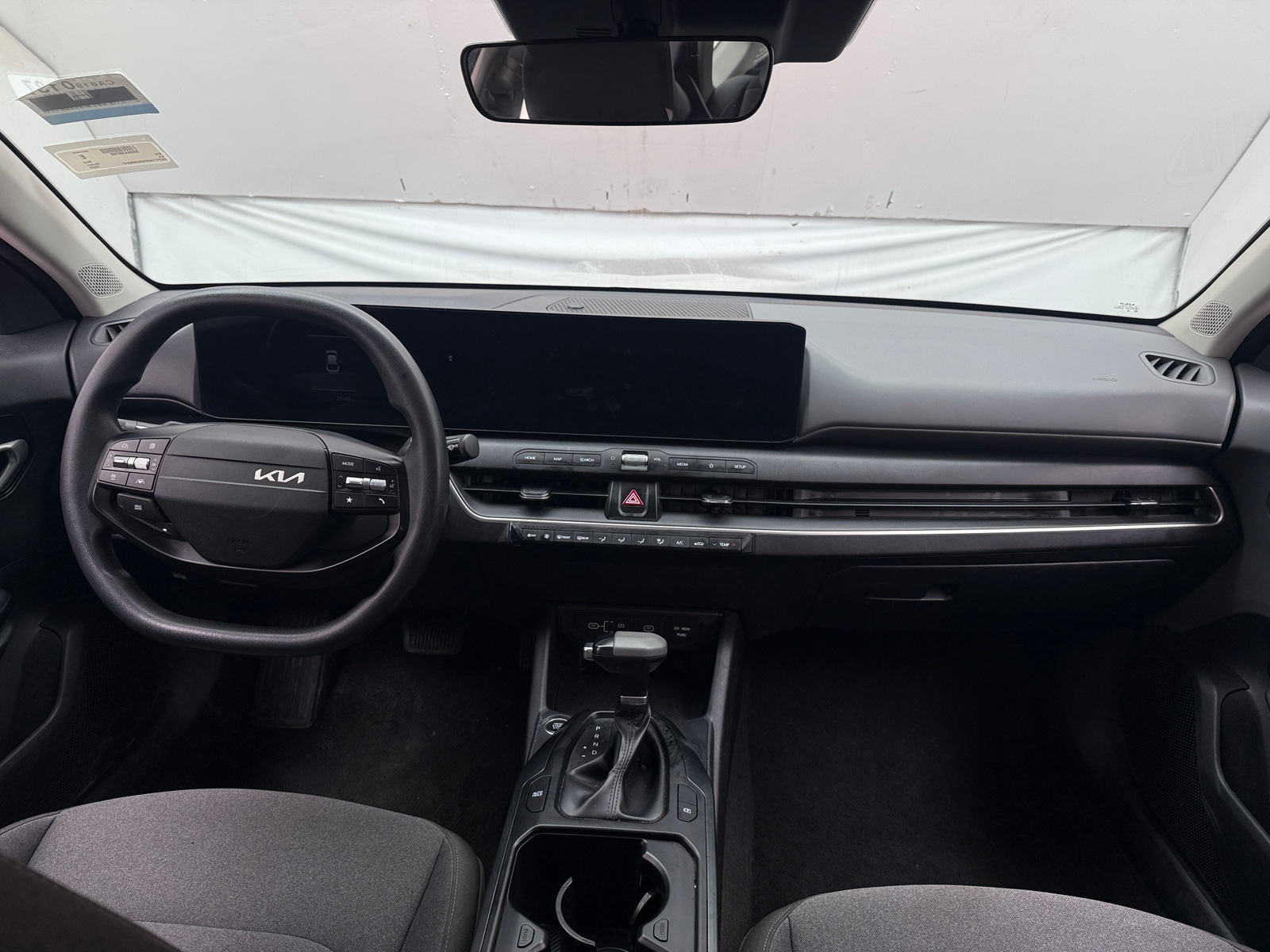 Thumbnail: 2025 Kia K4 - 3