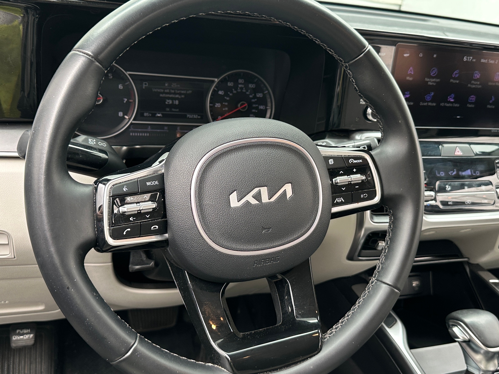 Thumbnail: 2022 Kia Sorento - 4