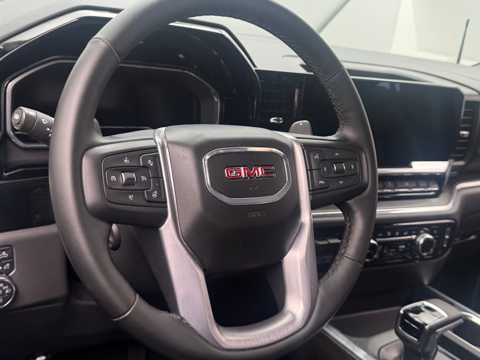 Thumbnail: 2024 GMC Sierra 1500 - 4