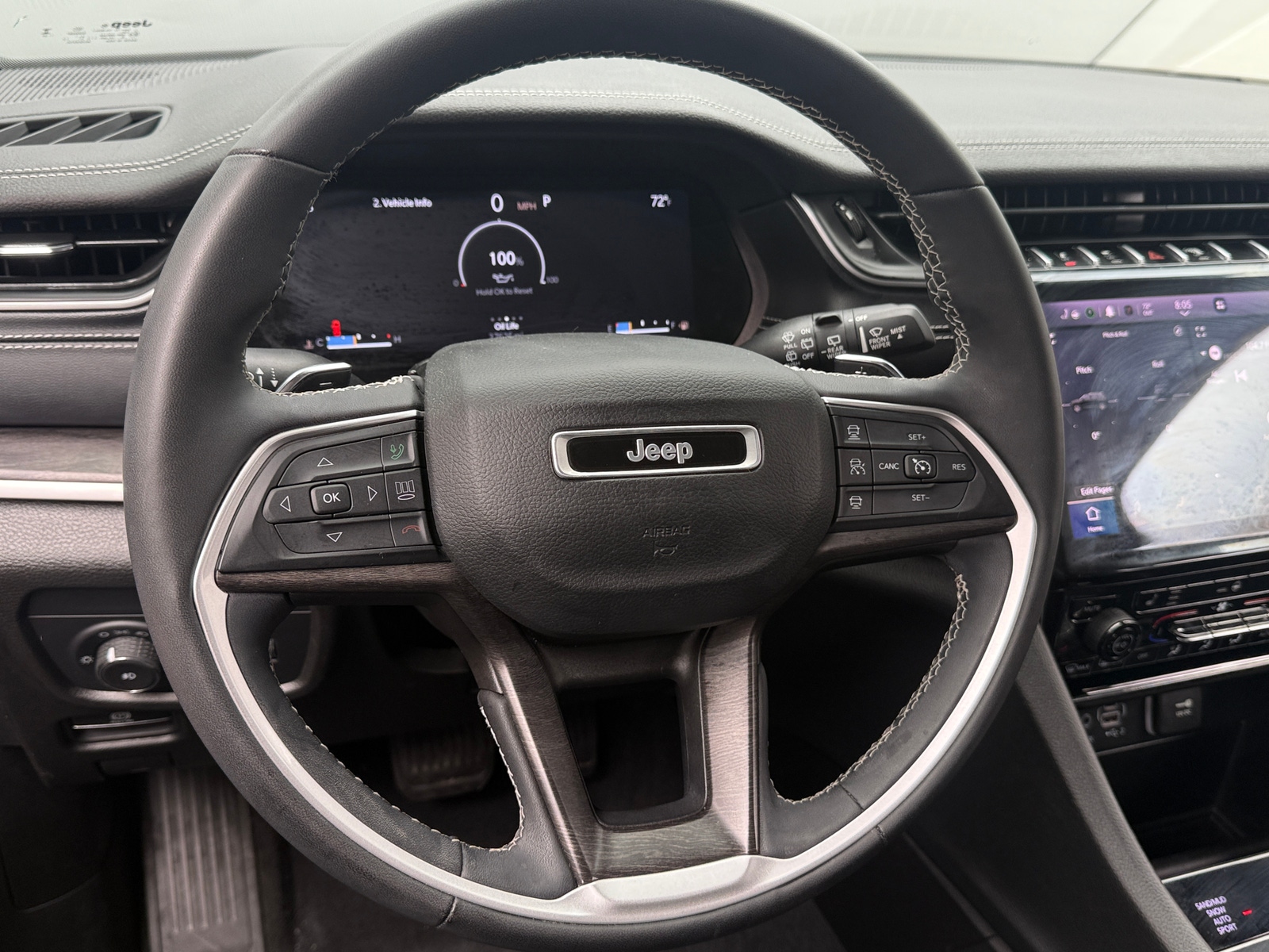 Thumbnail: 2023 Jeep Grand Cherokee - 4