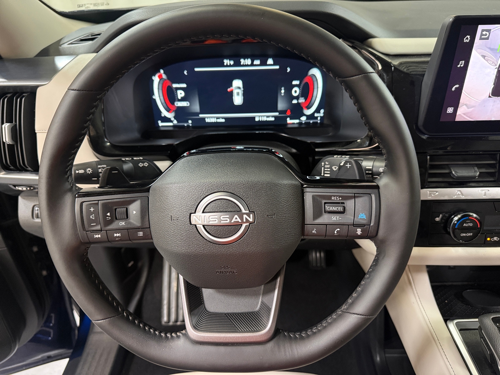 Thumbnail: 2026 Nissan Pathfinder - 4