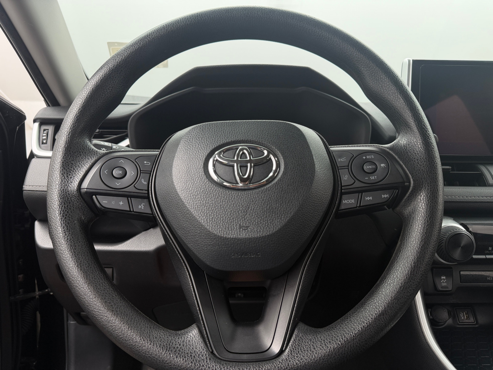 Thumbnail: 2025 Toyota RAV4 - 5