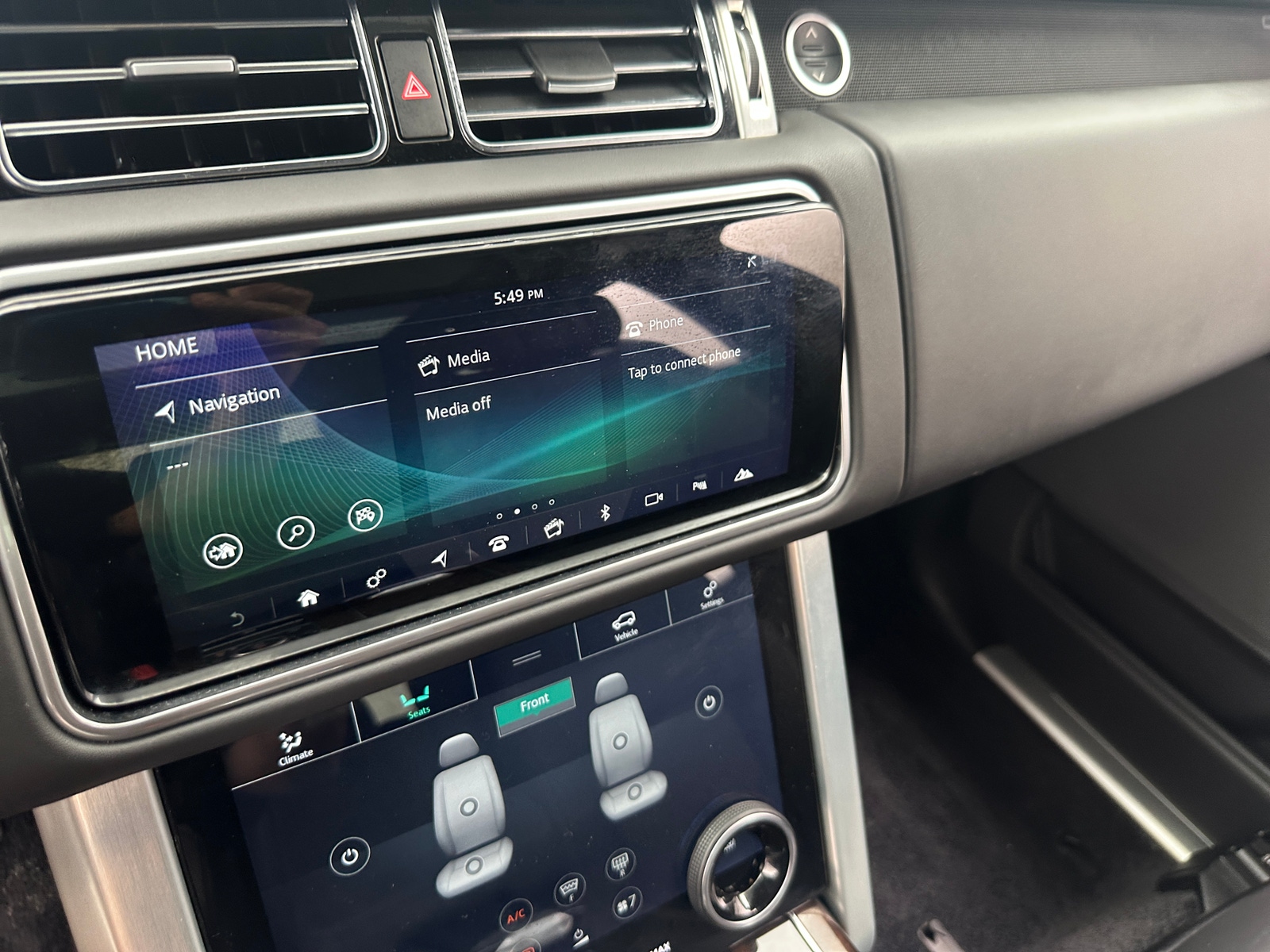 Thumbnail: 2021 Land Rover Range Rover - 3