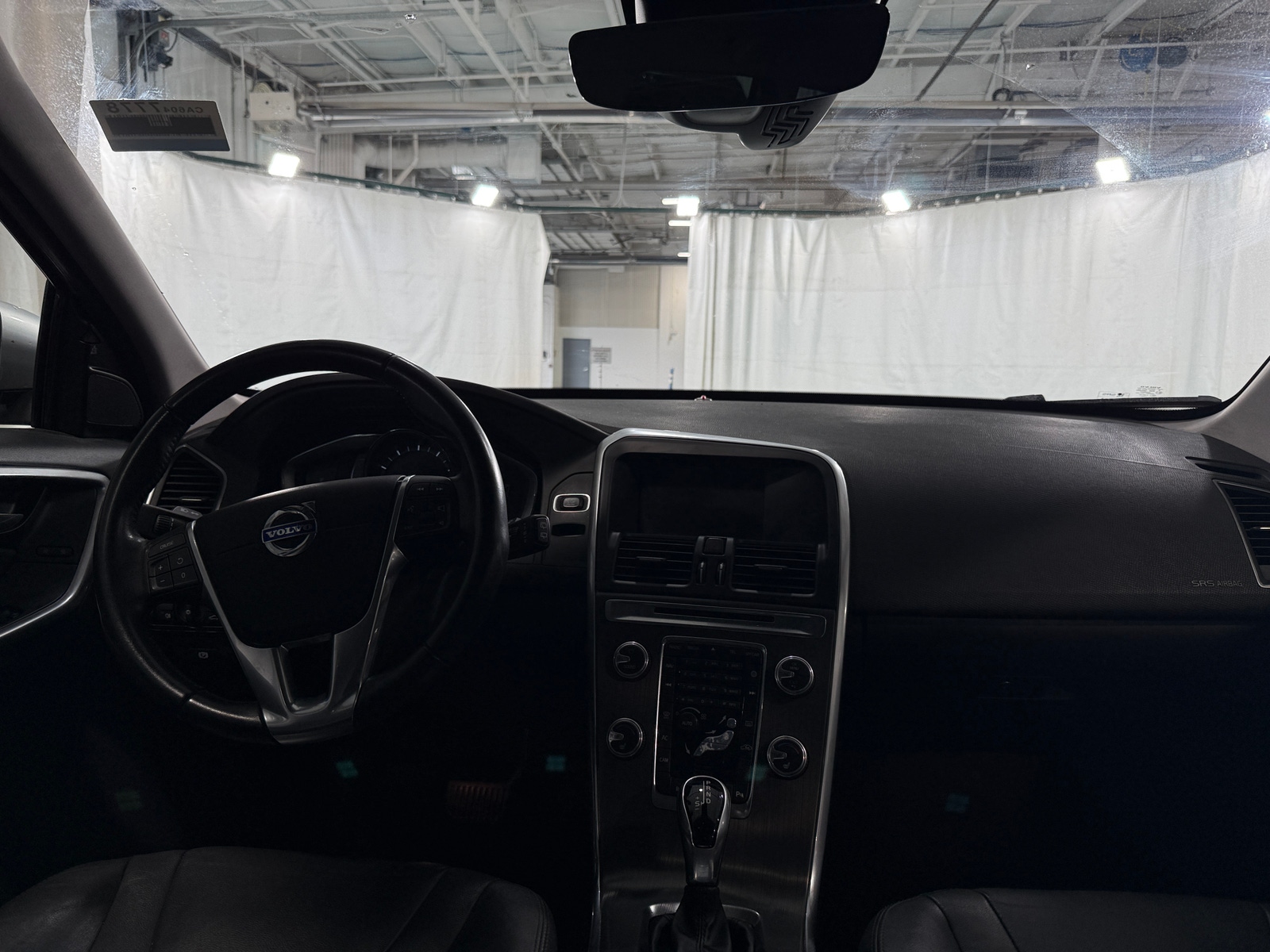 Thumbnail: 2016 Volvo XC60 - 2