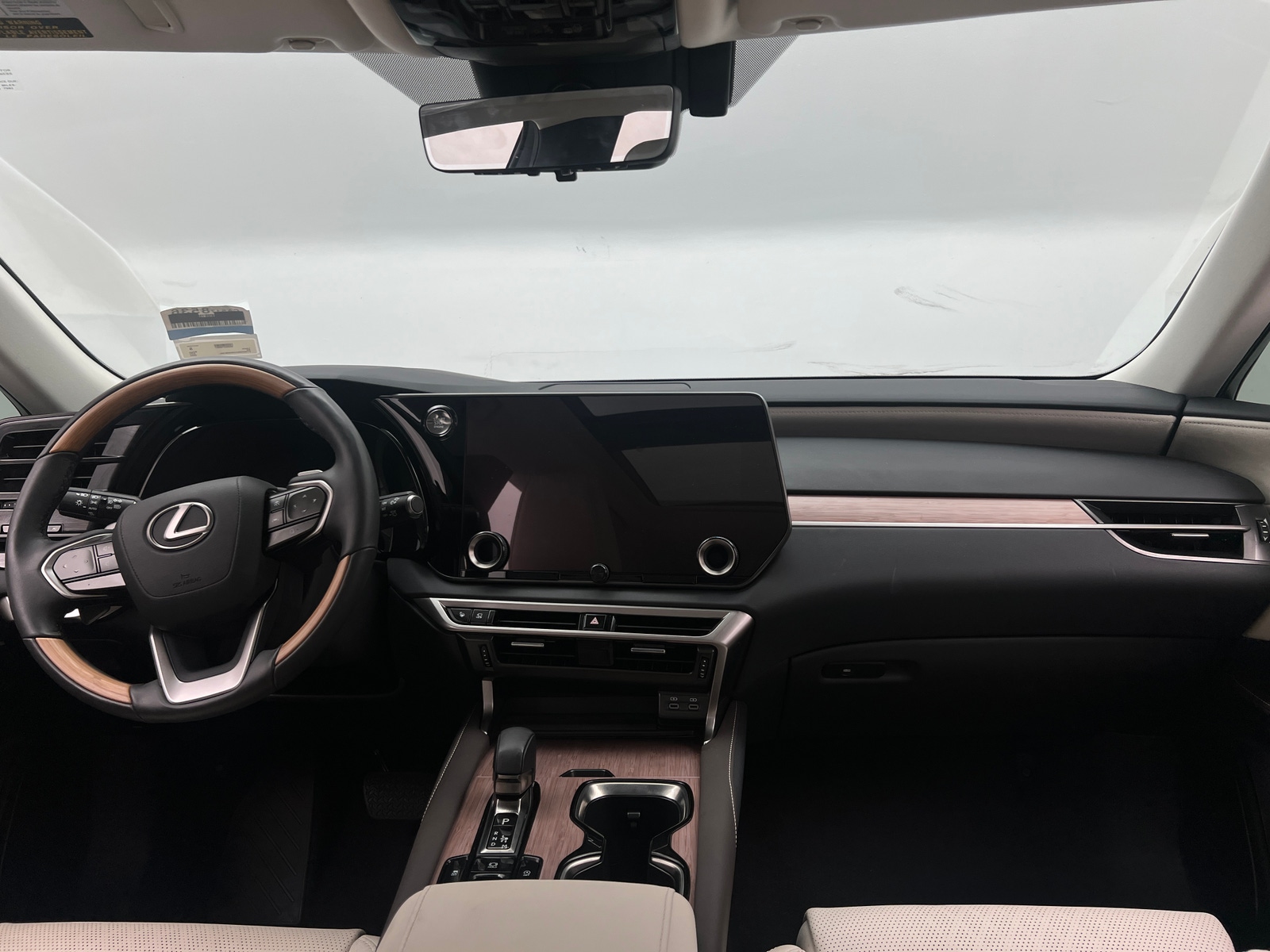 Thumbnail: 2024 Lexus RX - 3
