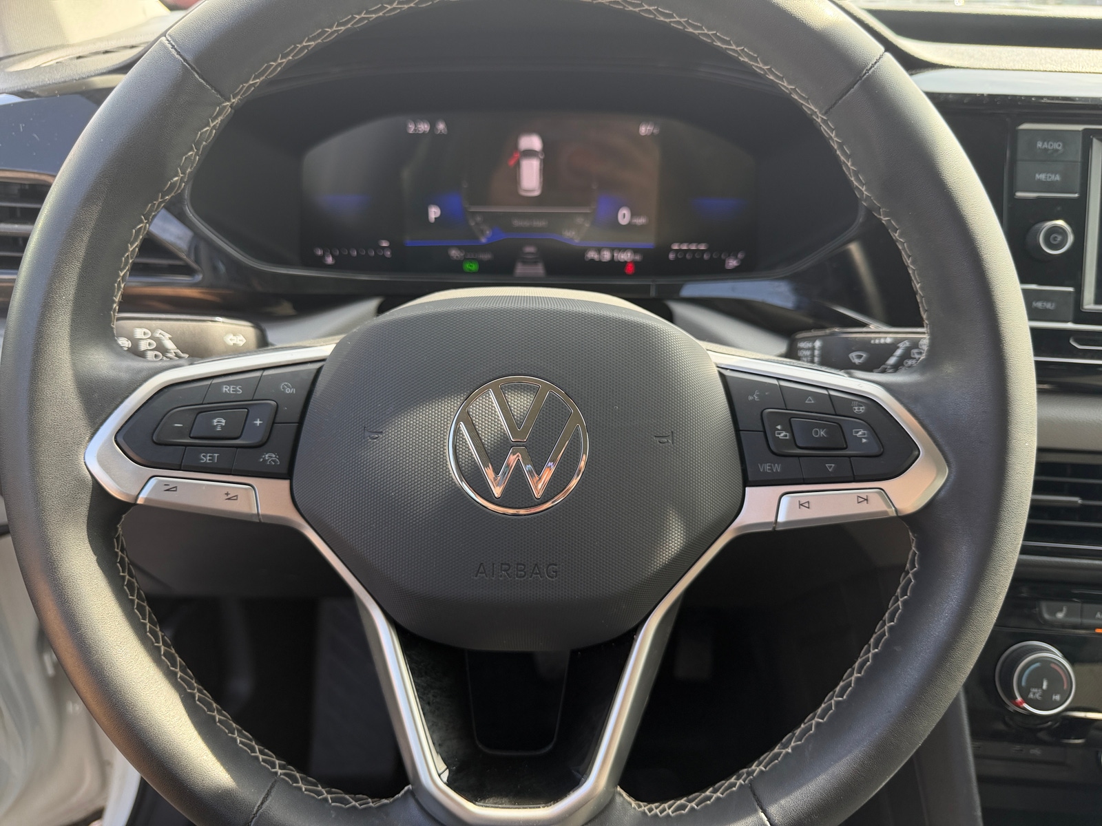 Thumbnail: 2024 Volkswagen Taos - 5