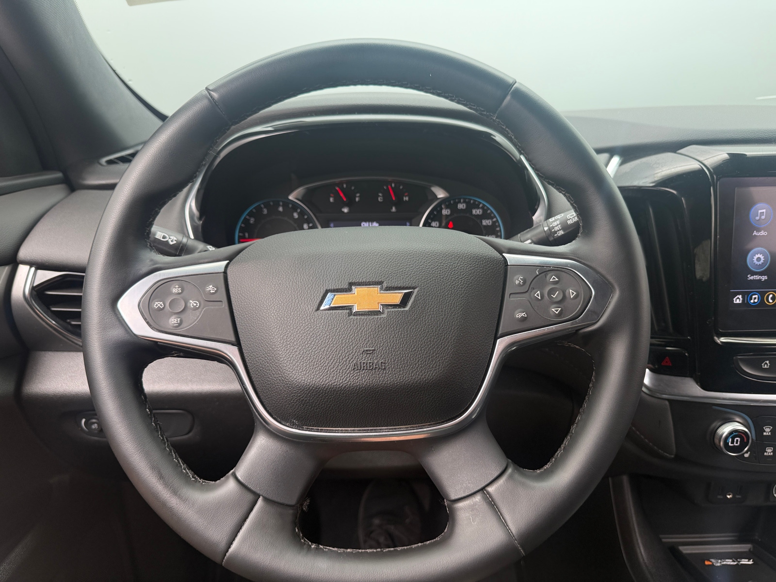 Thumbnail: 2023 Chevrolet Traverse - 5