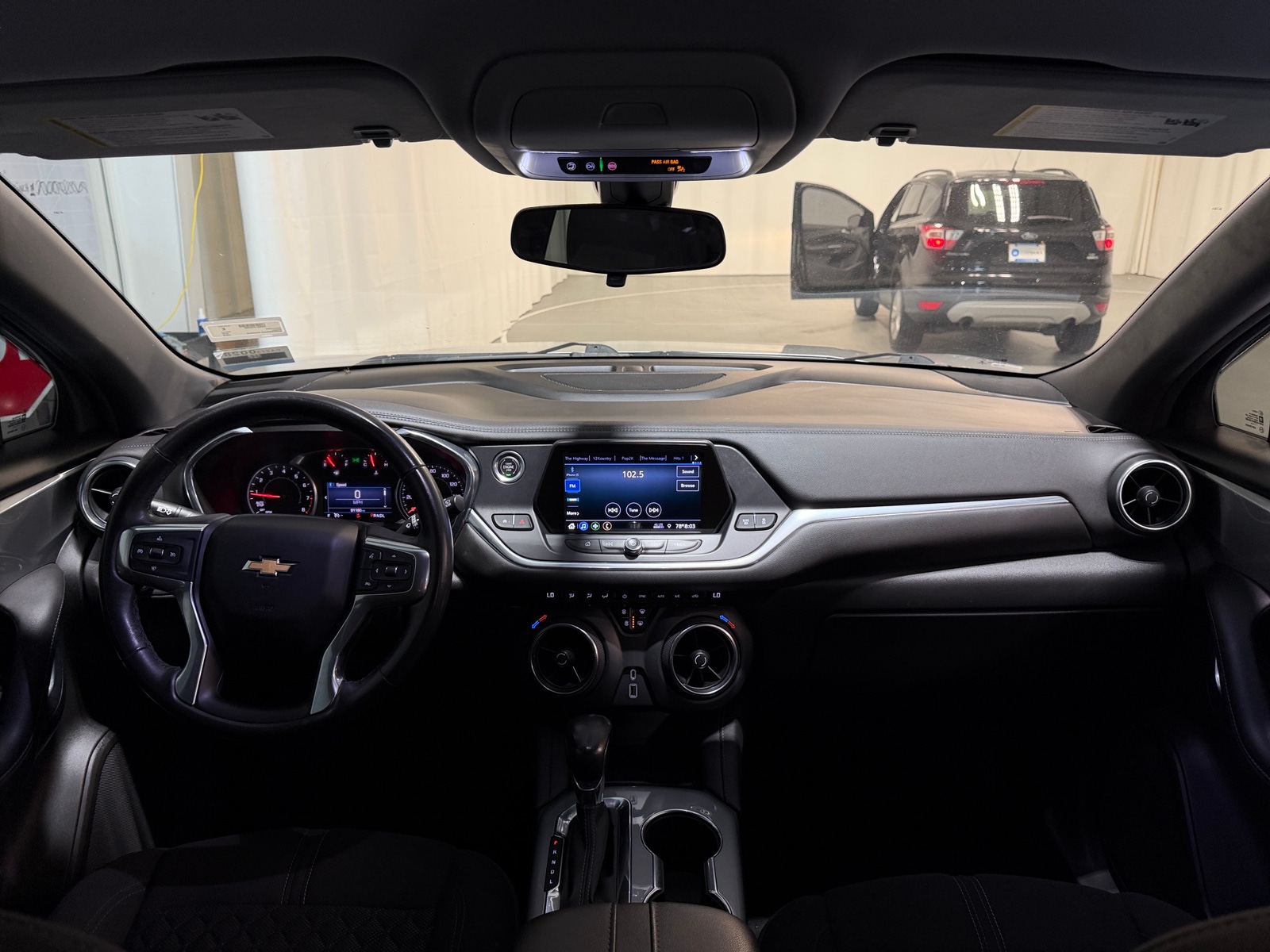 Thumbnail: 2020 Chevrolet Blazer - 3