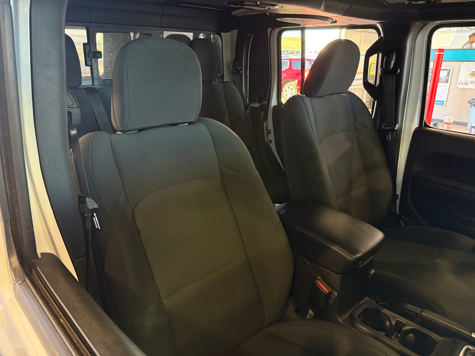 Thumbnail: 2021 Jeep Gladiator - 2